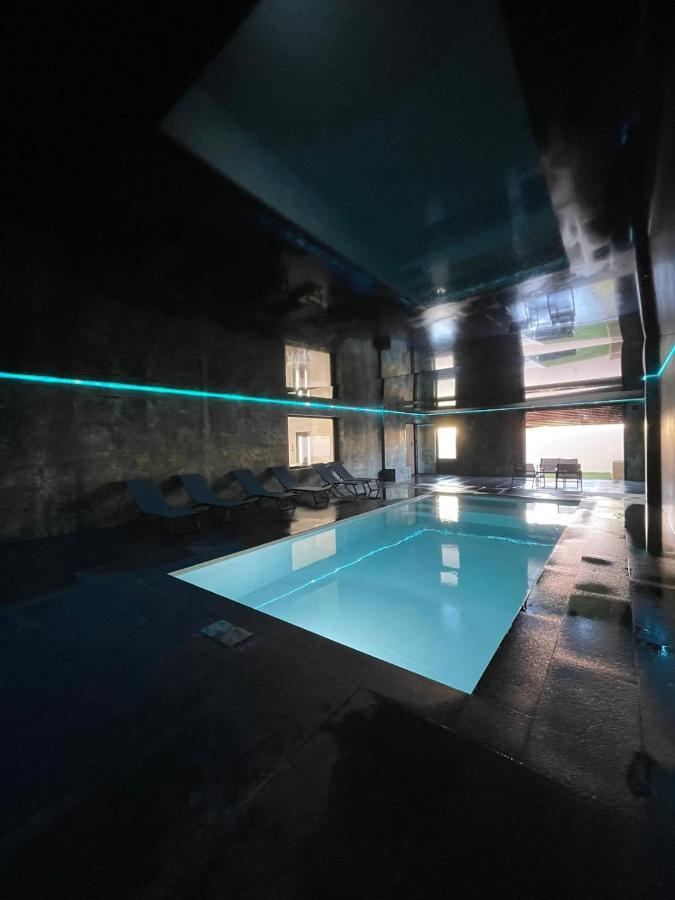 Villa 400M2 Piscine Interieure Tres Calme Agde Exterior photo